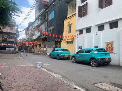 BÁN NHÀ TẬP THỂ NGUYỄN TRÃI - THANH XUÂN,60M ,MẶT ÔTÔ. GIÁ NHỈNH: 2TỶ