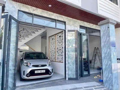 Nhà 3Tầng Gần Chợ P4