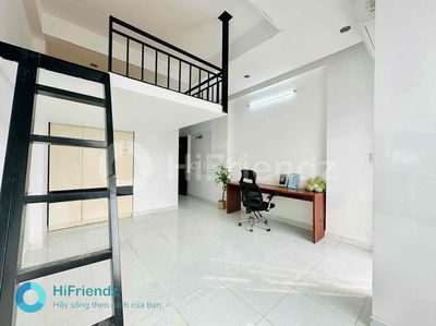 CHDV DUPLEX BAN CÔNG LỚN SẴN NỘI THẤT - CÁCH ĐẠI HỌC VĂN HIẾN 4P ĐI XE