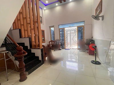 NHÀ TẢI ĐẬU TRỊNH THỊ DỐI HÓC MÔN-SÁT MT LÊ VĂN KHƯƠNG-5,7X17M-5,2 TỶ