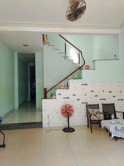 bán nhà MT bàu gia thượng 100m2 giá 4ty6TL