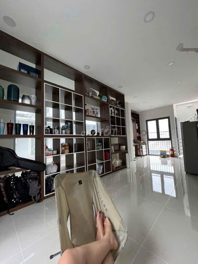 25.5-18.5 TỶ, 8.3x28m, NHÀ MẶT TIỀN, NỞ HẬU, 4 TẦNG, NGUYỄN HỮU TIẾN