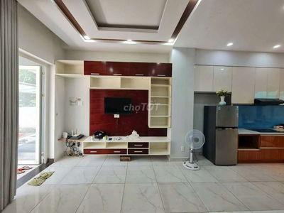 Cho thuê Nhà phố Mega Village Khang Điền, 3PN, 3WC, có nội thất