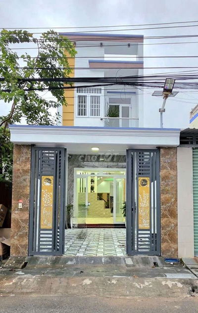 Bán Nhà 2 Tầng Mặt Tiền Kinh Doanh Đông Hòa Dĩ An Giá 7 Tỷ ( 99m2 )