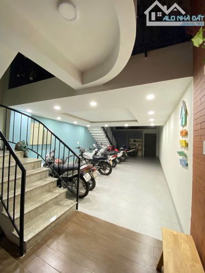 BÁN TÒA CĂN HỘ BIỂN SƠN THỦY 2 - 115M2 – 5 TẦNG – DT: 50 TRIỆU/THÁNG – GẦN BIỂN - 11.5 TỶ
