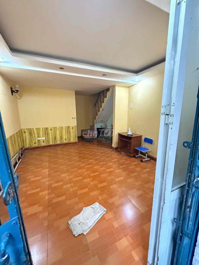 cho thuê nhà ngõ rộng oto trung tâm