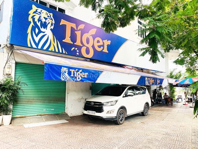 🔥 Nguyên căn mặt tiền ngang 15m Quận 1, vỉa hè siêu rộng giá chỉ 65tr