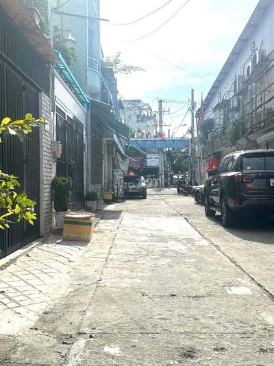 Nhà 3 Tầng 1/ ngắn NGUYỄN THỊ ĐẶNG, Diện tích 63m (4 x 15) nở hậu,.