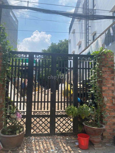 Lê Văn Thọ, Gò Vấp ,DT 4.6x21, Hẻm Xe Hơi, Gần bờ kè, 6.5 Tỷ TL