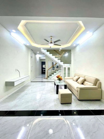 Giá đẹp! Phố Chùa Láng, Đại học Ngoại Thương, ngõ thông, dt 44m2 * 5T