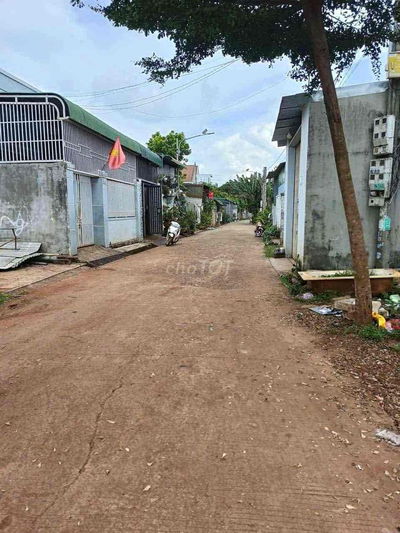Cho thuê nhà hẻm 383 NGUYỄN VĂN CỪ gần sân bay