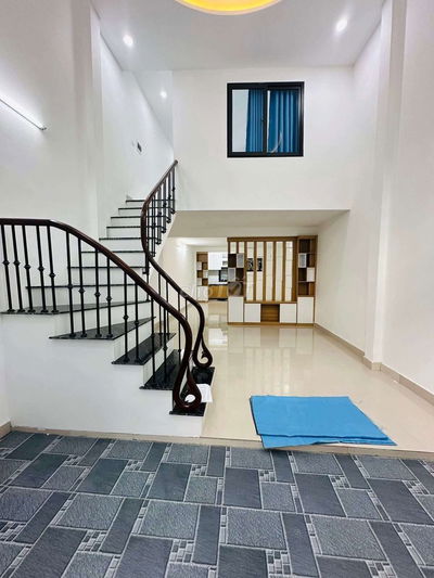 GIÁ 3.8 TỶ! NHÀ ĐỊNH CÔNG - HOÀNG MAI: 63M², 2 TẦNG - LÔ GÓC 2 THOÁNG!