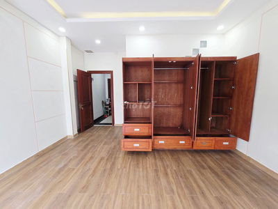 MÌNH CÒN 3 PHÒNG BAN CÔNG SHARE PHÒNG NHÀ NGUYÊN CĂN Tân Bình Cộng hòa