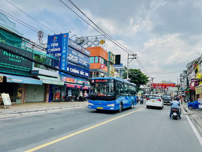 NHÀ 3TẦNG MẶT TIỀN ĐẮT ĐỎ TÔ NGỌC VÂN_GẦN NGÃ 5 THỦ ĐỨC_NGANG 8,5M_TNC