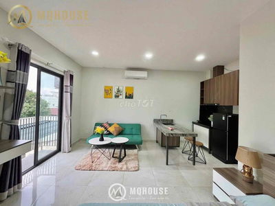 CHO THUÊ CHDV STUDIO BAN CÔNG NỘI THẤT ĐẸP NGAY SÂN BAY