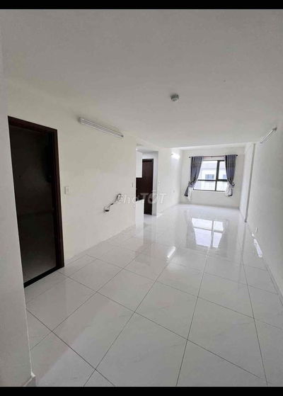 Green River Nhận Nhà Mới 100% CDT Căn 70m2 2 Phòng ngủ view đông nam