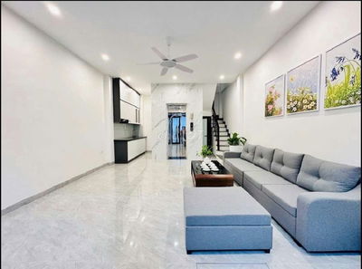 NHÀ ĐẸP DÂN XÂY MỚI 👉 PHỐ VIP:HAI BÀ TRƯNG 👉 40M 👉 THANG MÁY