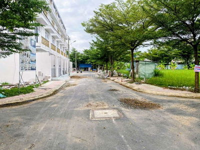 Đất phân lô đường nhựa 9m