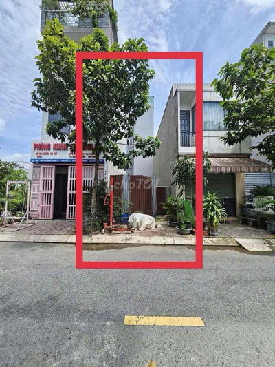 Bán lô đất Phú Hồng Thịnh 9rưỡi anh Hồ Chí Minh giá ngợp