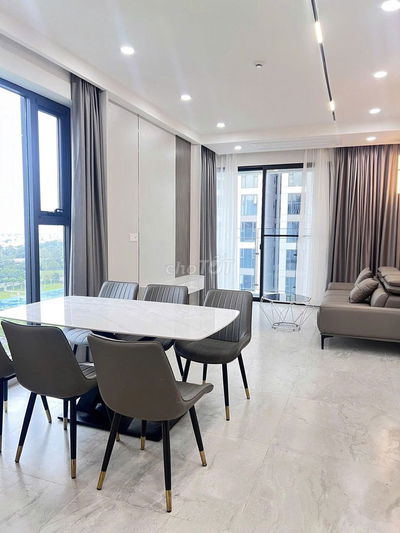 Cho thuê nhanh căn hộ Sky Garden, nhà đẹp, giá rẻ.full nội thất.