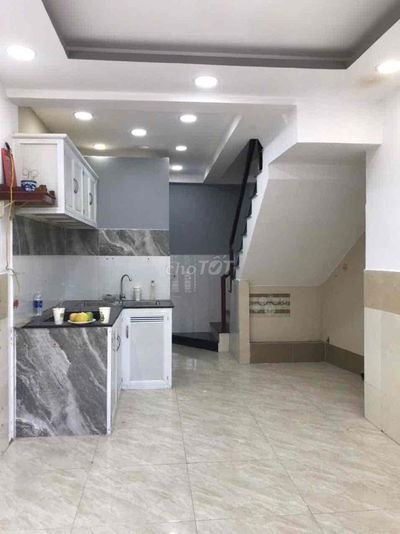NHÀ GẦN CẦU GIAO KHẨU. TRỆT LẦU 2PN 2WC. AN NINH YÊN TĨNH