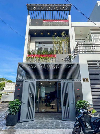 Bán nhà lầu mới đẹp Đs 8 KDC Hồng Phát