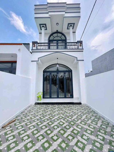 Căn Nhà Lầu *** Ngay Trạm Thu Phí Bửu Long Tặng Kèm Nội Thất