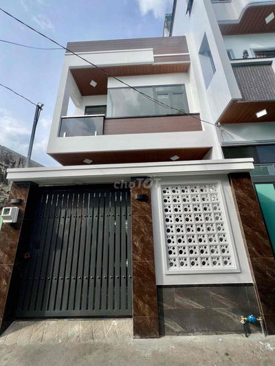 nhà phố quận 9