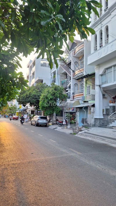 Nhà kế bên KDC Him Lam quận 7 DT 52m2 giá chỉ 5.2 tỷ
