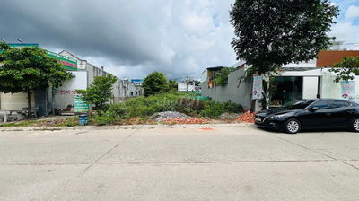 Cần bán 300m2 lô L34 đường DL16 sát trường mầm non,dân đông kín