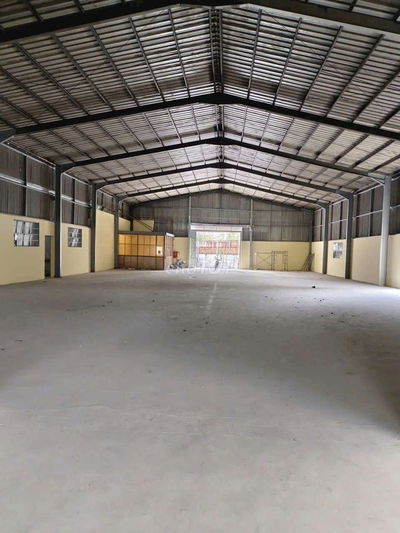 cho thuê kho xưởng ngay gần chợ phạm đăng giảng dt 700m2, điện 3fa..