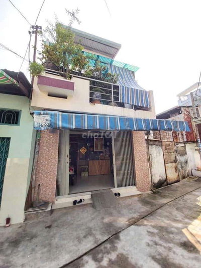 Nhà 1/ hẻm Lê Quang Sung, Q.6. DT 4.5m x 9m, 2 lầu