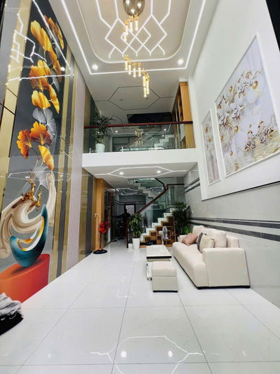 BÁN NHÀ ĐẸP ! GIÁ XINH ! NGAY ĐƯỜNG HOA SỨ, P2 PHÚ NHUẬN NHÀ RỘNG 60M2 CHỈ 9T5 SỔ RIÊNG