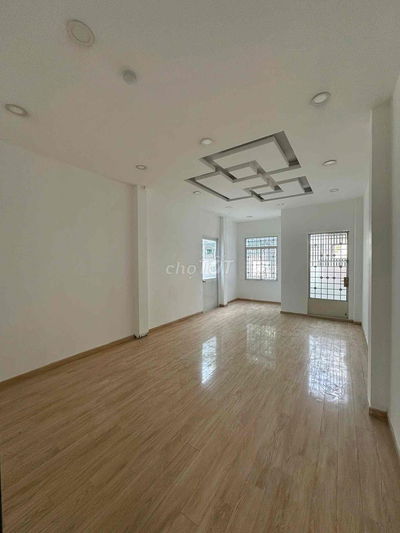 Cho thuê nhà mặt tiền đường nhánh Nguyễn Du, Bến Thành, Q1