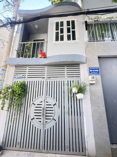 Nhà sổ hồng riêng phường Thới An, Quận 12 cũ đúc một trệt, một lầu