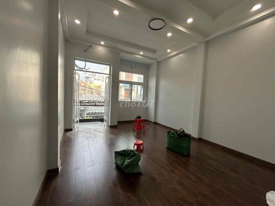 CHDV mặt tiền phường Sơn Kỳ, 6x20m 5 tầng có thang máy