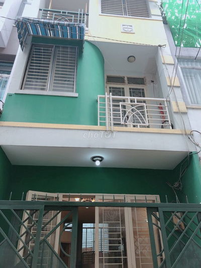 TÂN BÌNH- KHU ĐỆ NHẤT KHÁCH SẠN- 70M2-4 TẦNG-Ở NGAY-CHỈ 7 TỶ 95