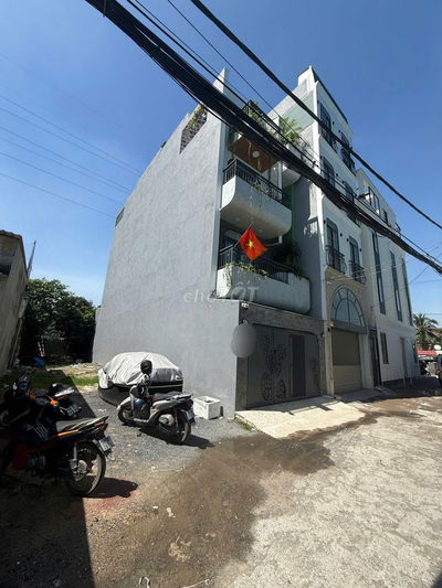 67TR/M2 ĐẤT XÂY CHDV CÁCH TRƯỜNG CĐ CÔNG NGHỆ VÀI MÉT_XD 5 TẦNG_140M2