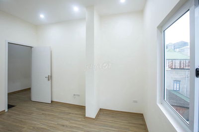 Bán nhanh nhà ngõ Phùng Hưng, HK giá 9.5 tỷ, 21m2x5T, 2 thoáng