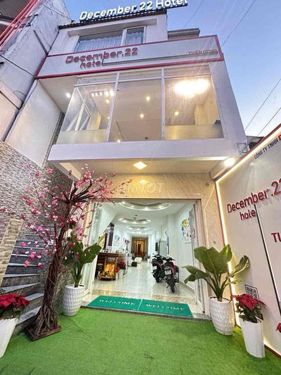 mặt bằng kinh doanh ( studio, văn phòng,,…. )