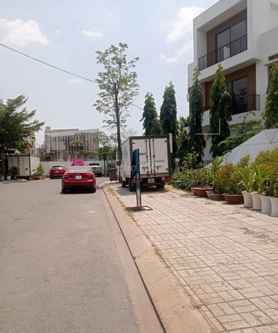 cho thuê Biệt thự 130m2 5pn MT Ven Sông Hiệp Bình chánh Thủ Đức 30 tr