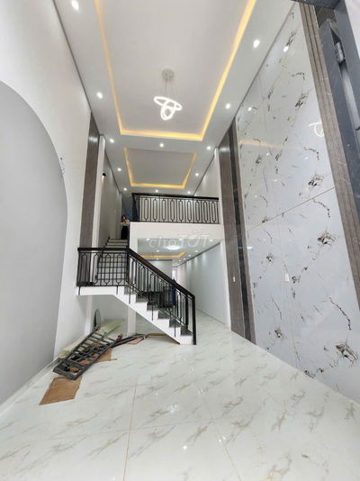 Bán nhà gác lửng 84m2 DT747 gần chợ Tân Uyên – giá 1 tỷ 550