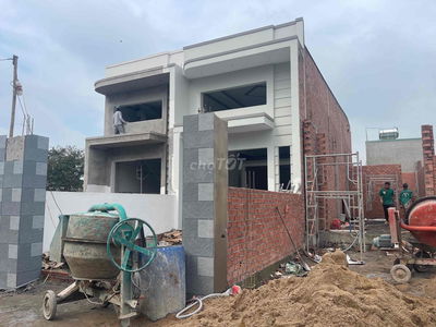 Bán nhà xã Trảng Bom (Giang Điền cũ) 1ty690 ôtô đến đất,3PN,sân xe hơi