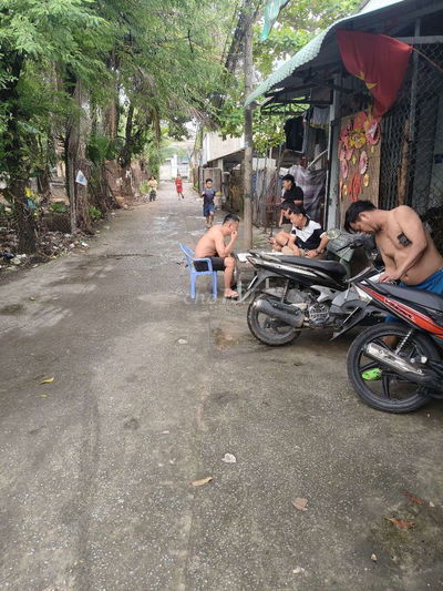 Nhà giấy tay công chứng vi bằng,chính chủ khu dân cư đông yên tĩnh