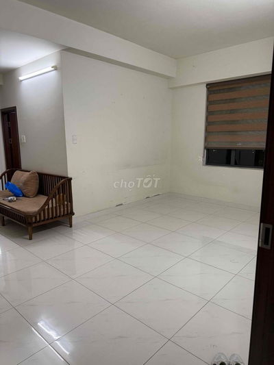 Căn hộ góc 74 m2 tầng cao 3 PN Green river Phạm thế Hiển Q8