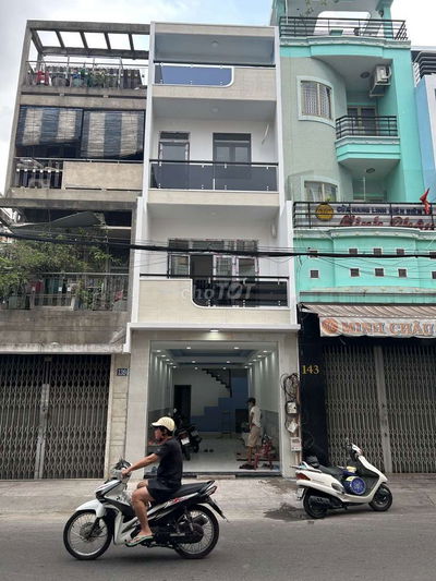 NHÀ MỚI 100% MẶT TIỀN ĐƯỜNG NGÔ QUYỀN