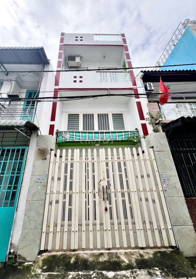 HẺM XE HƠI, NHÀ 4 TẦNG, GẦN NGÃ TƯ BỐN XÃ. Gía chỉ 4.75 tỷ (TL)