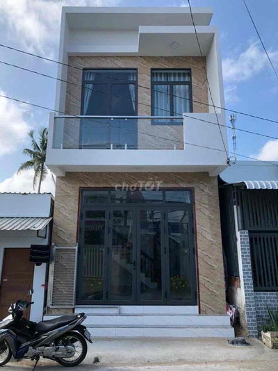 NHÀ 1 LẦU MỚI MẶT TIỀN TRẦN QUANG DIỆU THUẬN TIỆN CẢ Ở VÀ KINH DOANH