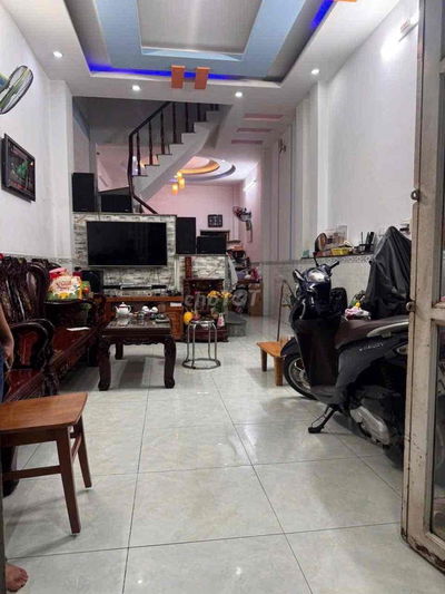 Lê Đình Cẩn - Nhà Mới Cứng - 4 x 17 - Hẻm Xe Hơi - Sổ Đẹp - 5tỷ hơn