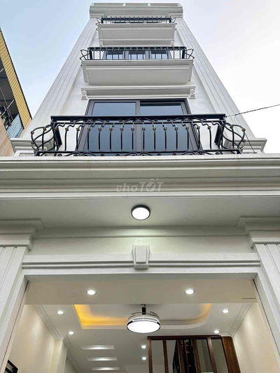 NHÀ TÂY TỰU QUẬN BẮC Ô TÔ ĐỖ.
